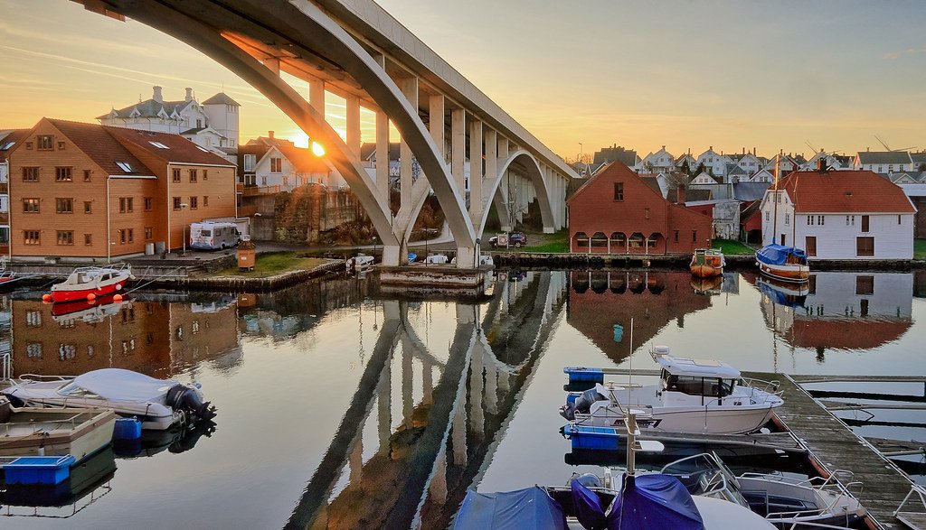 The Bridge to Hasseløy, No