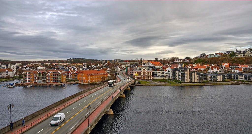 Lundsbroa, Kristiansand, No