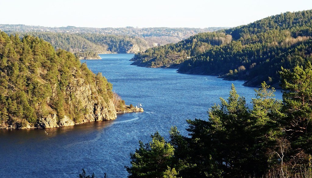 Svinesund, border between N