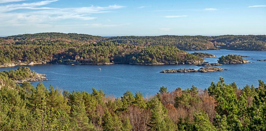 Kvåsefjorden, Norway by go