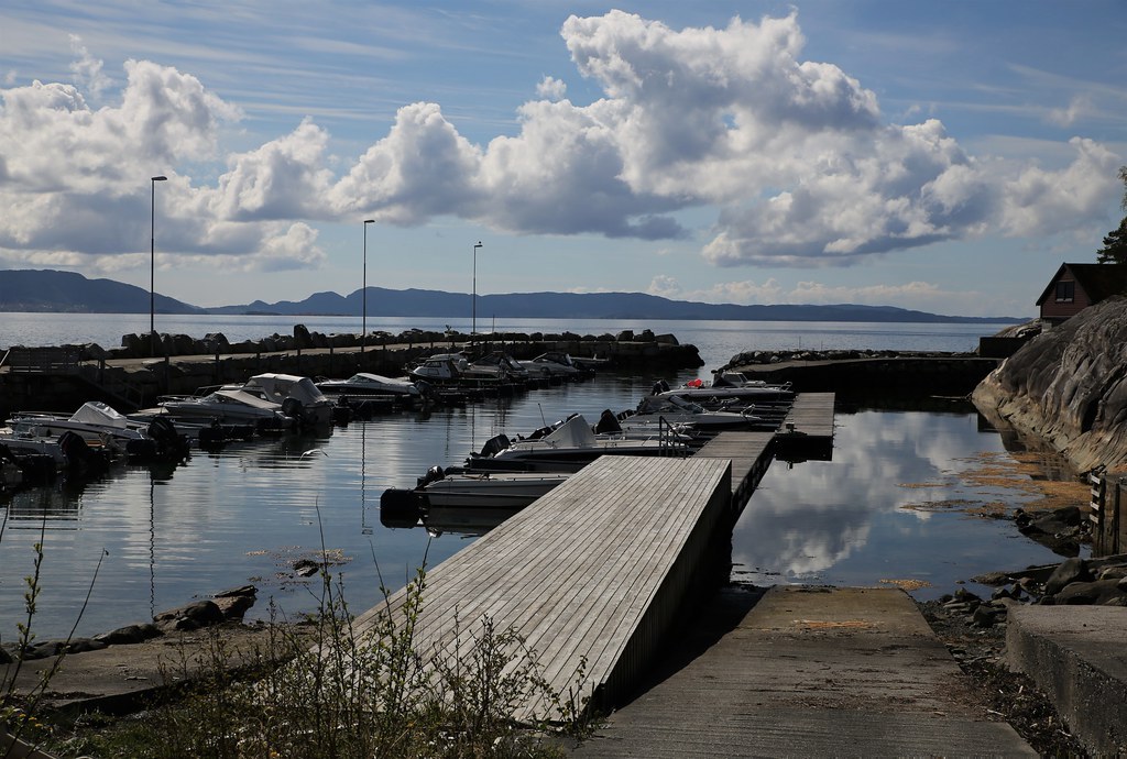 Revsfjøra by dese Strandvi