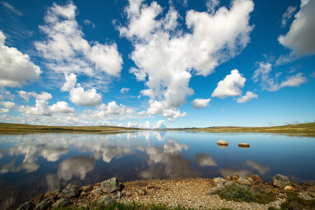 Reflecting Cotton Clouds by